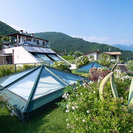Villa Livia Luxury Roe Exterior photo